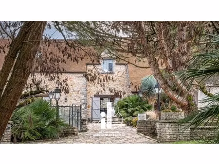 village aux portes de milly la forêt  une très belle propriété de caractère de 280 m² avec