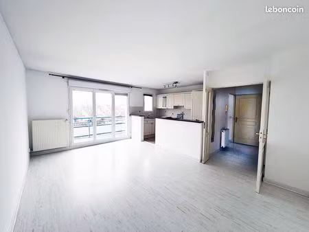 a louer appartement t2 à avion