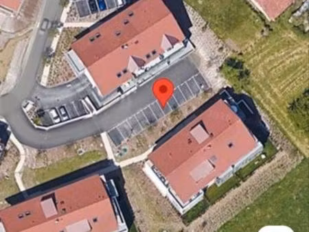 place parking extérieur