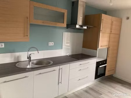 t4 de 75m² avec terrasse