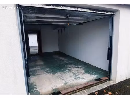 garage/box
