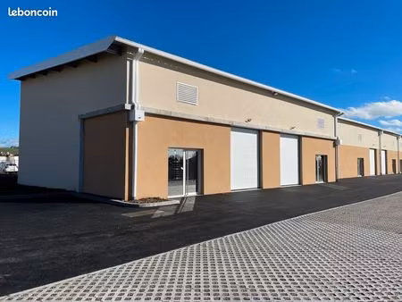 local d'activité neuf  100m² situé rte de bruguières