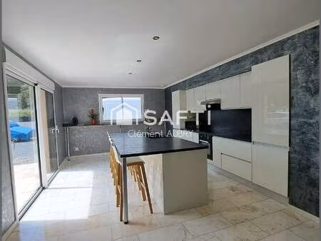 vente maison à saint-isle (53940) : à vendre / 213m² saint-isle