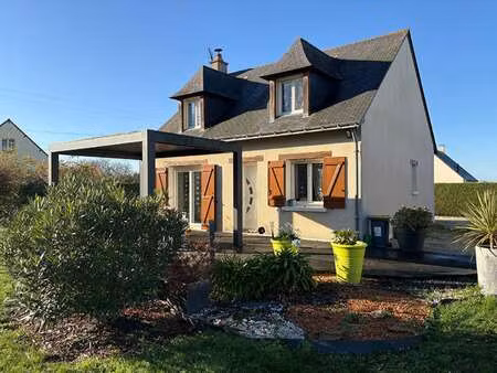 vente maison à beaufort-en-anjou (49250) : à vendre / 99m² beaufort-en-anjou
