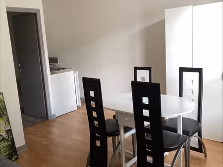 location appartement 19 m² à poitiers (86000)