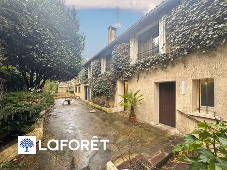 maison de charme avec ateliers  grigny centre.