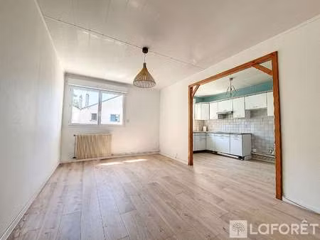 location appartement 3 pièces à saint-nazaire (44600) : à louer 3 pièces / 59m² saint-naza