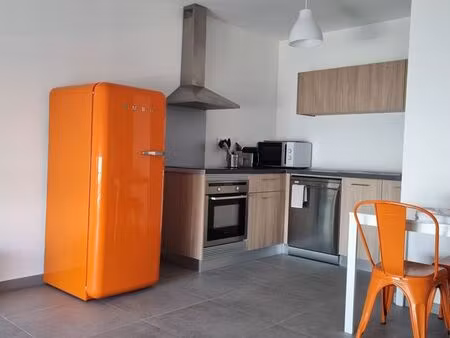 grand t2 meublé stiletto