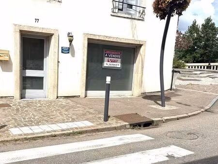 appartement 9 pièces 145 m²