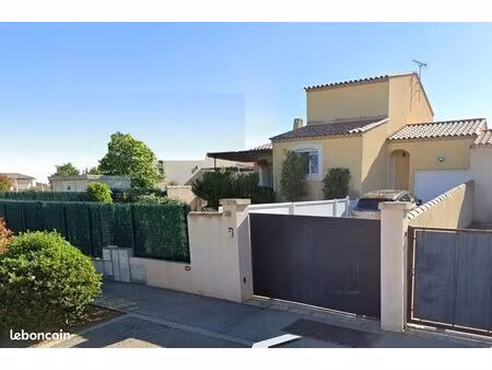 villa 5 pièces 102 m²