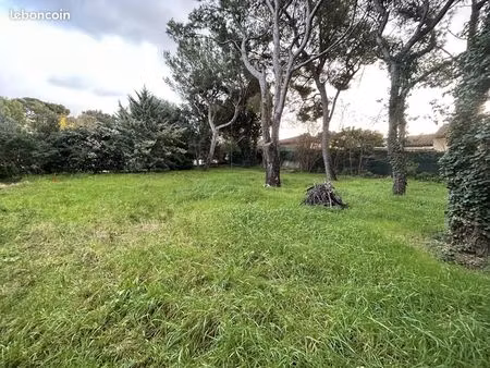 terrain 540 m² six-fours-les-plages