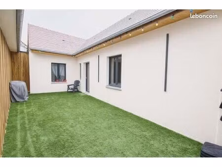 maison entièrement rénovée – 4 chambres – jardin – 147 000