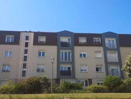 location t2 à la chapelle st luc