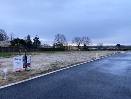 vente terrain 700 m² à verdelais (33490)  76 300 €