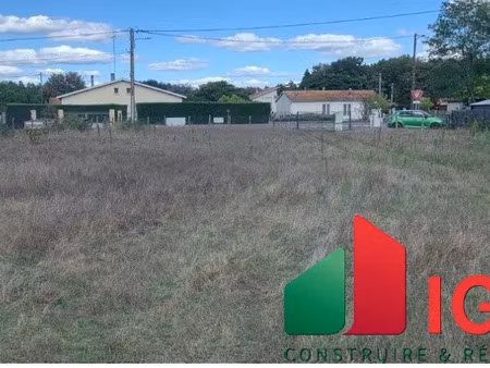 vente terrain 606 m² à saint-symphorien (33113)  72 720 €