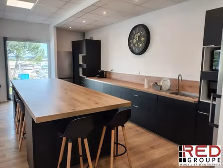 bureaux et entrepôt à louer