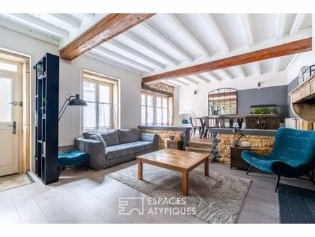 maison du xvie siècle en hypercentre avec terrasse