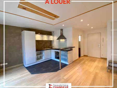 location appartement 1 pièce 27 m² à saint-étienne-de-crossey (38960)