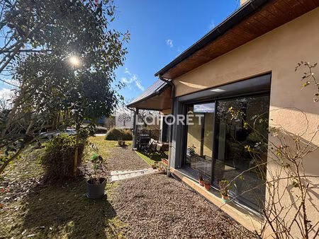 maison t6 d'environ 160m² avec plus de 1500m² de terrain