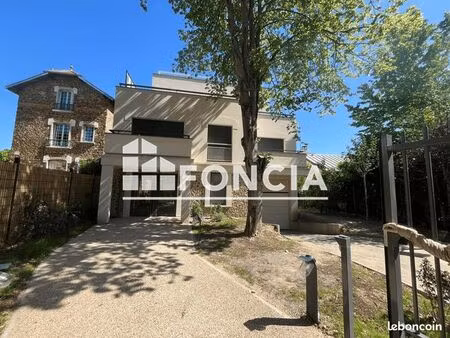 box en sous sol dans residence securisee