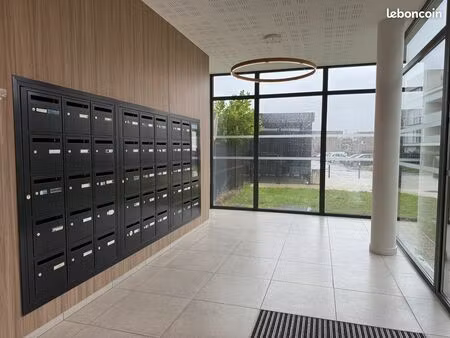 studio 1 pièce 31 m²