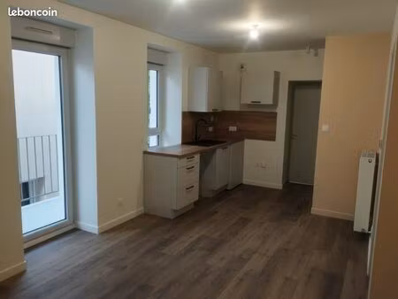 location appartement t2 refait à neuf à branges