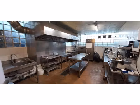 vente locaux professionnels 183 m² à antibes (06600)  635 000 €