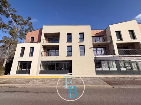 vente locaux professionnels 51.91 m² à bavent (14860)  141 600 €