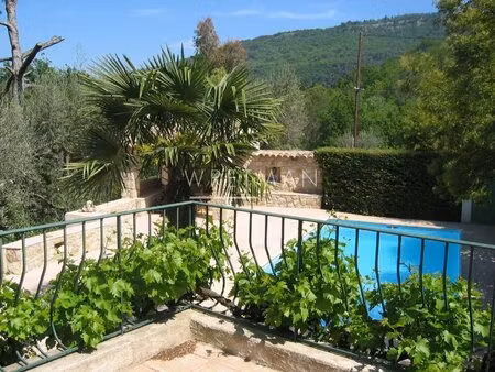 maison avec piscine  belle vue et 3 chambres - bar sur loup