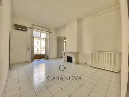 vente locaux professionnels 4 pièces 115 m² à montpellier (34000)  350 000 €