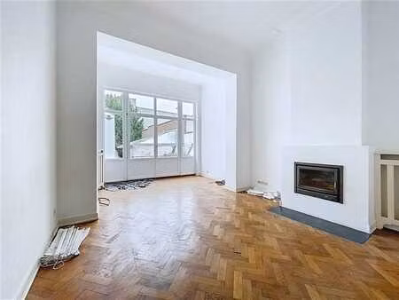 maison de ville quartier bascule