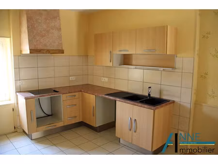 location appartement 3 pièces 54 m² à chagny (71150)  550 €