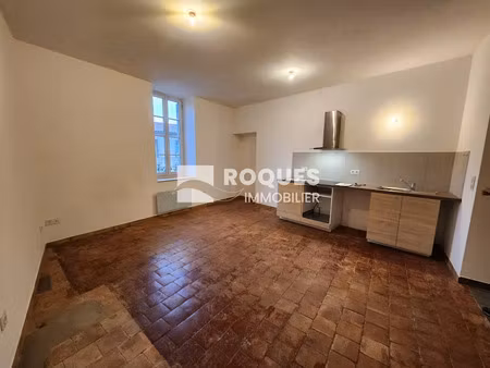 location appartement 1 pièce 41 m² à lodeve (34700)  269 €