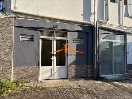 location appartement 2 pièces 42 m² à saint claude (97120)  600 €