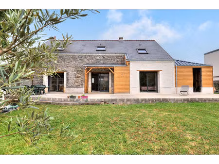 à vendre maison de caractère entièrement rénovée
