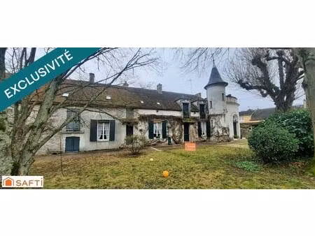 propriété de caractère entièrement clos de murs.