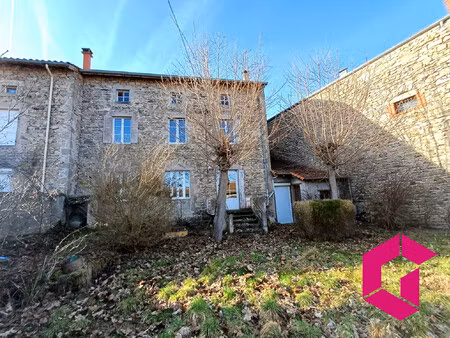 maison de ville sur terrain attenant