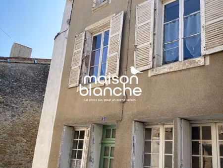 maison centre la mothe st héray 6 pièce(s) 169 m2