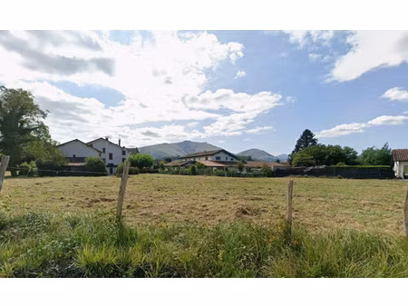 en exclusivité  terrain à bâtir viabilisé à ascarat