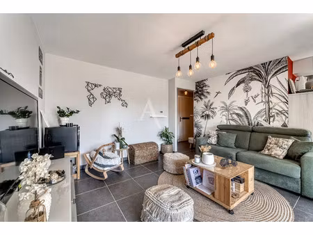 location appartement 2 pièces 42 m² à annecy (74000)  990 €