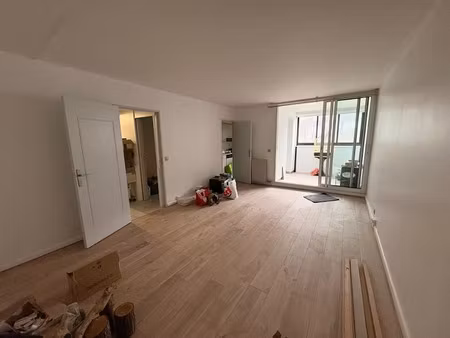 location appartement 5 pièces 91 m² à evry (91000)  1 500 €