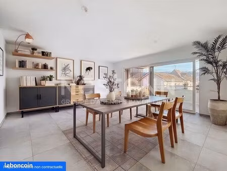 appartement 3 pièces 90 m²