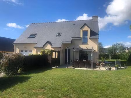location maison meublé à dinan (22100) : à louer meublé / 112m² dinan