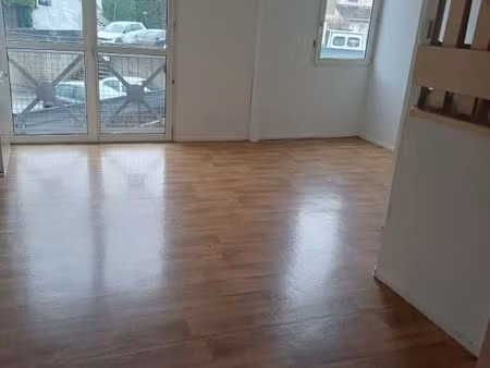 appartement 3 pièces 69 m²