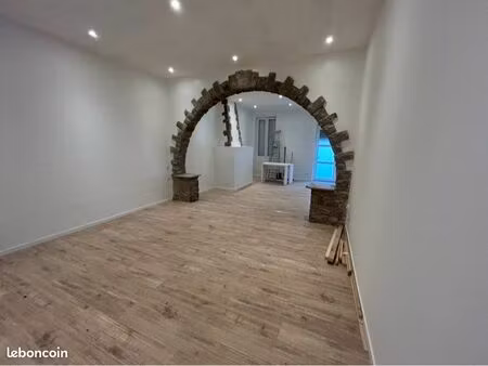 maison de ville spacieuse