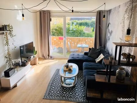 appartement meublé de 62 m² avec balcons et parking à marcq-en-barœul (59700)