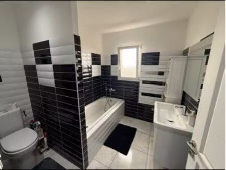 loue maison mitoyenne