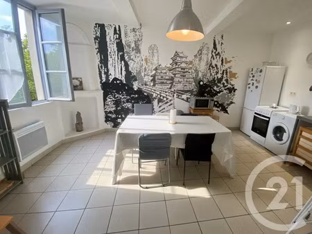 location meublée maison 4 pièces 71 m² à montpellier (34000)  1 300 €