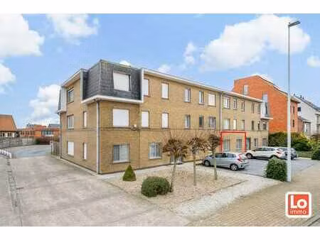 in optie! ruim gelijkvloers appartement met terras & gara...