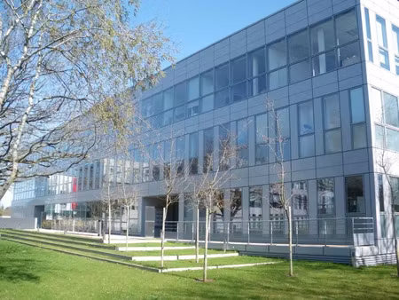 location bureaux à saint-herblain avec parking privatif proche commerces